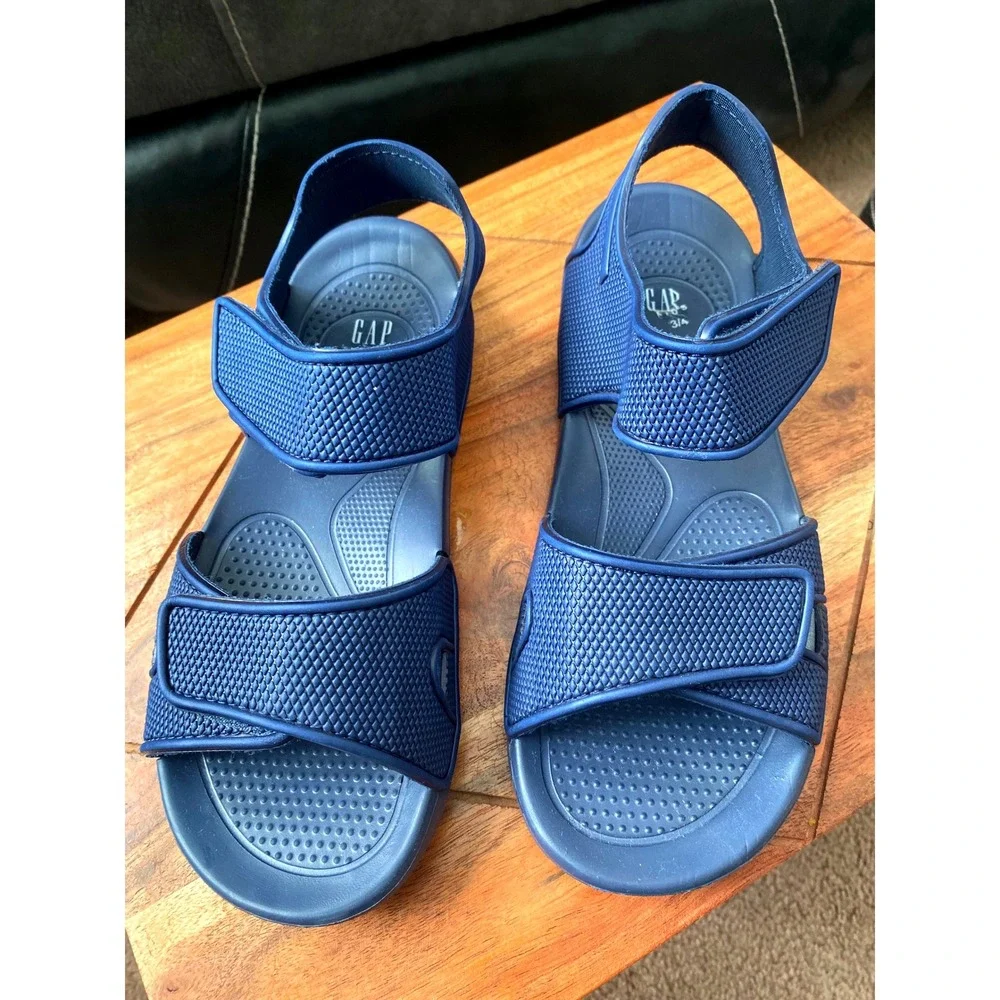 GAP Kids Sandals Water Shoes‎ Adjustable Straps Blue Size 3/4